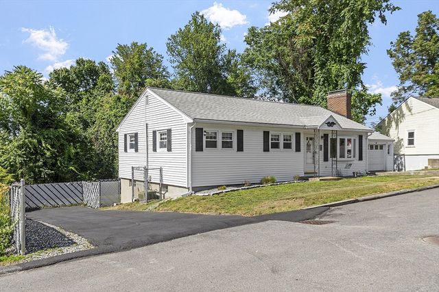 8 Janis Terrace, Woburn, MA 01801
