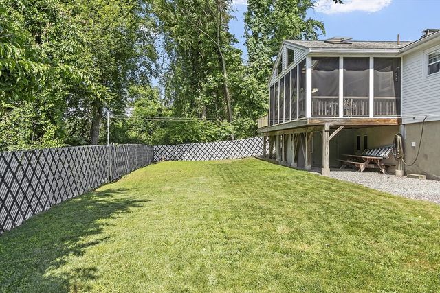 8 Janis Terrace, Woburn, MA 01801