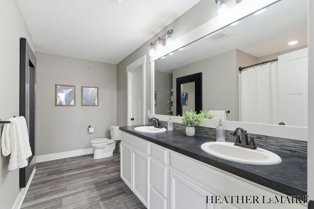 1572 Chase Lane Drive Sw, Byron Twp, MI 49315