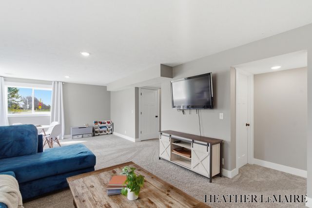 1572 Chase Lane Drive Sw, Byron Twp, MI 49315