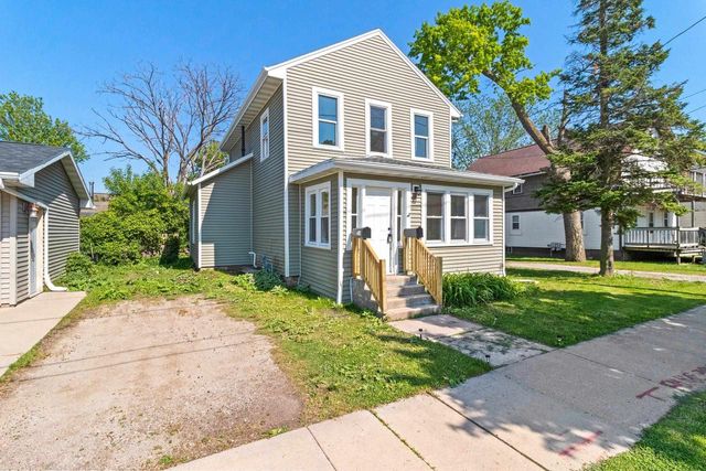 714 N BATEMAN STREET, Appleton, WI 54911