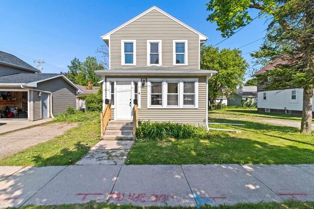 714 N BATEMAN STREET, Appleton, WI 54911