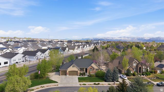 3518 W CARIBOU CIR, South Jordan, UT 84095