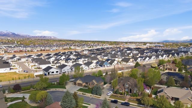 3518 W CARIBOU CIR, South Jordan, UT 84095