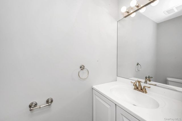 69 Ellsworth Avenue, Harrison, NY 10528