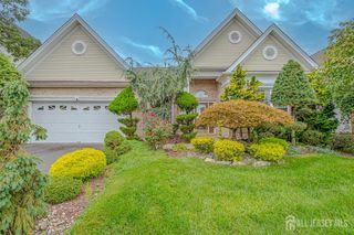 12 Crenshaw Court, Monroe, NJ 08831