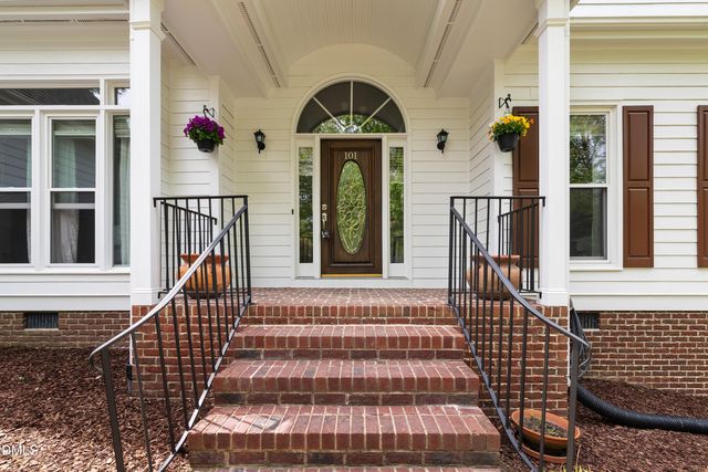 101 Haywood Hall Lane, Cary, NC 27519