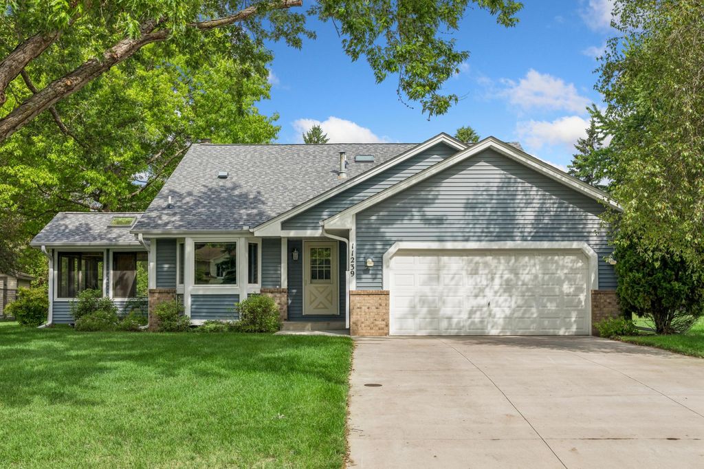 11239 Xylon Avenue N, Champlin, MN 55316