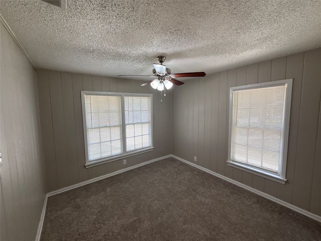 2607 Yeager Street, Fort Worth, TX 76112