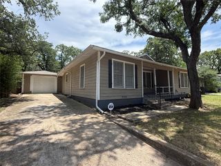 2607 Yeager Street, Fort Worth, TX 76112