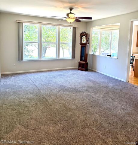 24471 Sand Lake Lane, Brownstown Charter Township, MI 48134