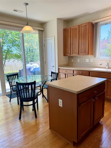 24471 Sand Lake Lane, Brownstown Charter Township, MI 48134