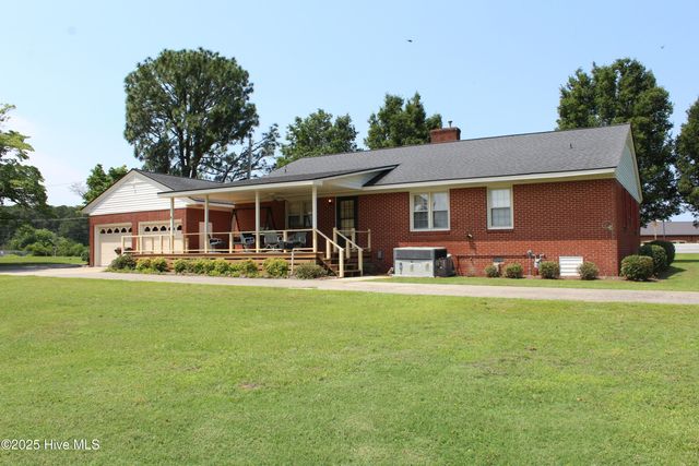 2945 Us Highway 17, Williamston, NC 27892