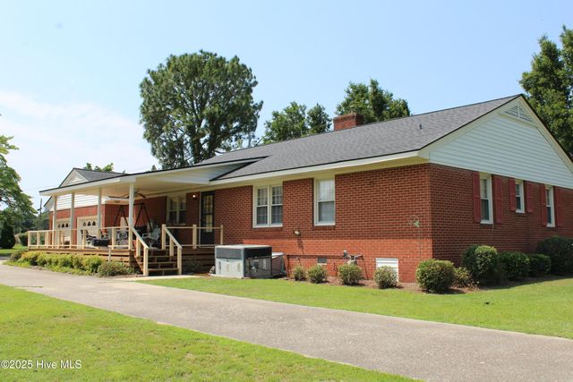 2945 Us Highway 17, Williamston, NC 27892