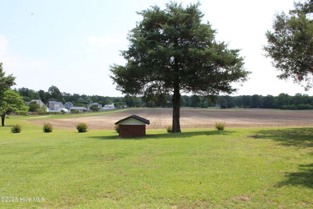 2945 Us Highway 17, Williamston, NC 27892