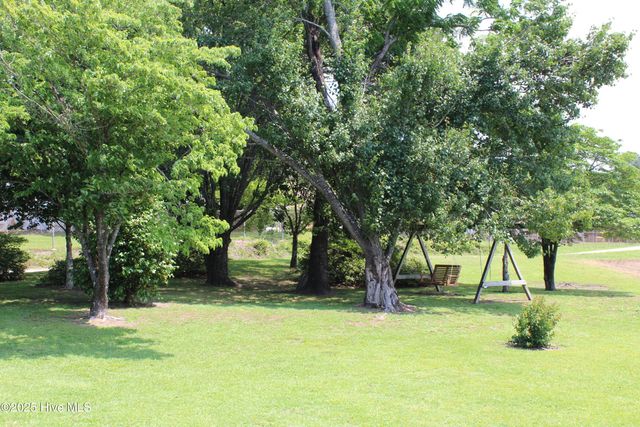 2945 Us Highway 17, Williamston, NC 27892