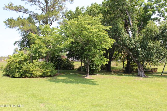 2945 Us Highway 17, Williamston, NC 27892