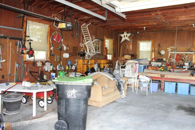 2945 Us Highway 17, Williamston, NC 27892