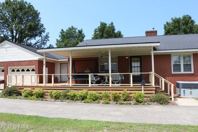 2945 Us Highway 17, Williamston, NC 27892