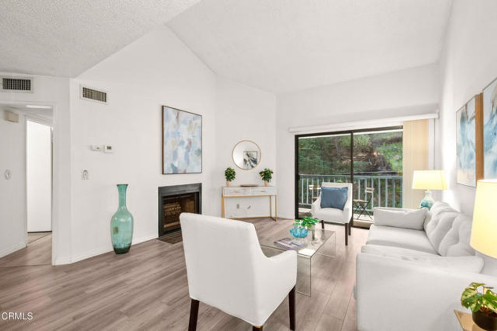4260 Via Arbolada 330, Los Angeles, CA 90042
