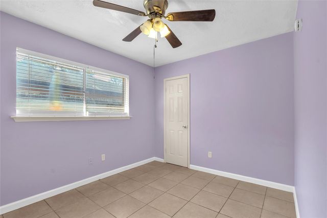 605 David Avenue, League City, TX 77573