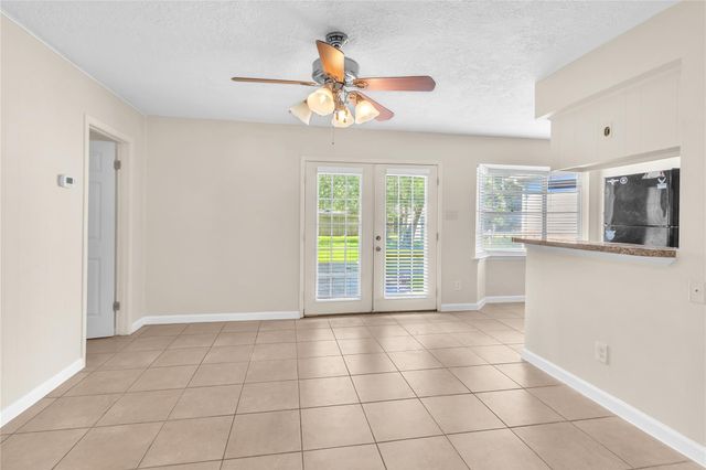 605 David Avenue, League City, TX 77573