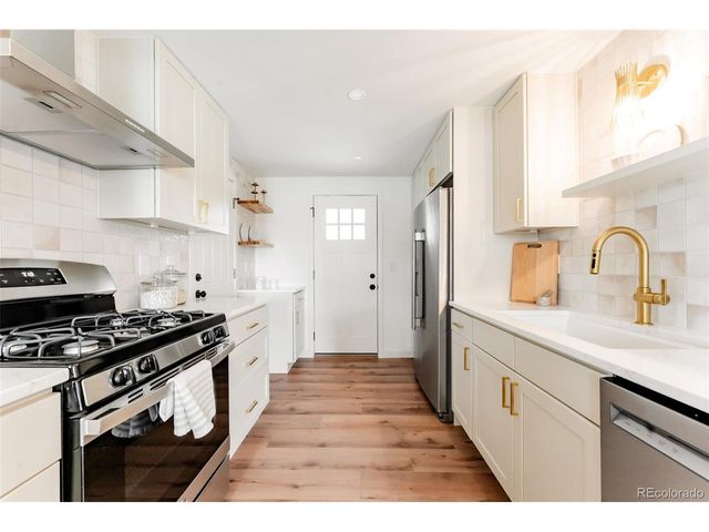 421 Zenobia St, Denver, CO 80204