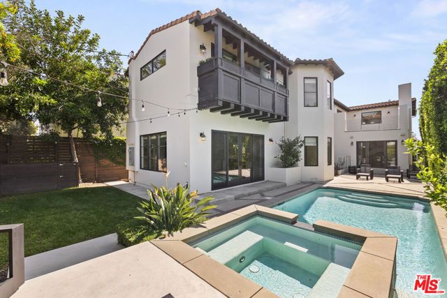 530 N Alta Vista Boulevard, Los Angeles, CA 90036