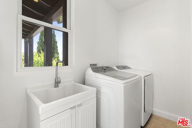 530 N Alta Vista Boulevard, Los Angeles, CA 90036