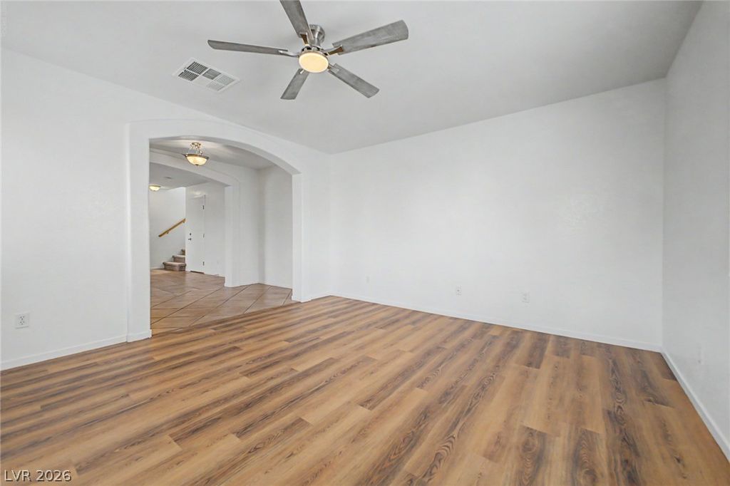 6921 Graceful Cloud Avenue, Henderson, NV 89011 — photo 2