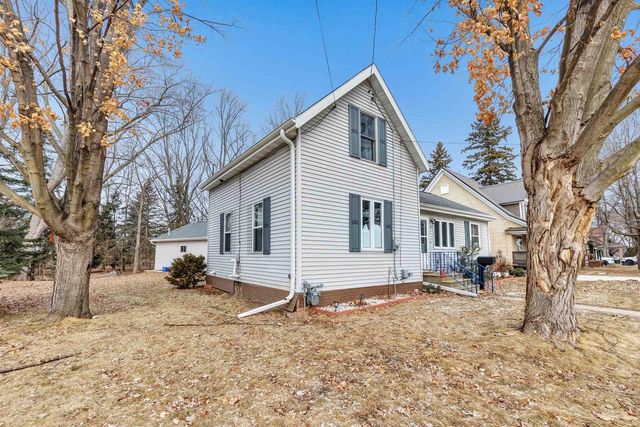 814 3RD STREET, De Pere, WI 54115