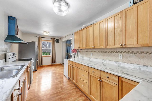 814 3RD STREET, De Pere, WI 54115