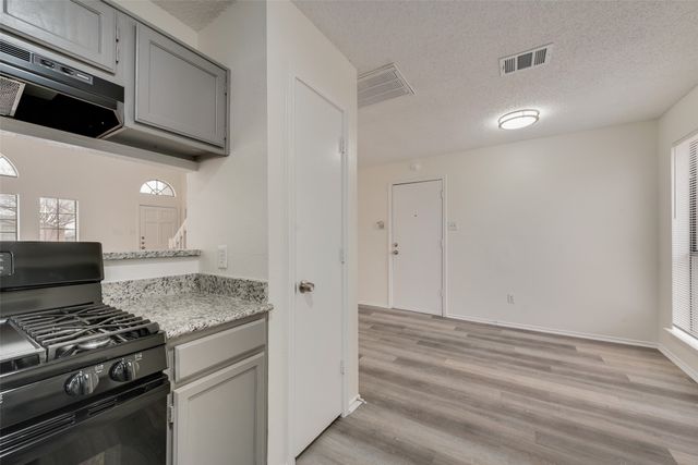 11805 Eloise Drive, Balch Springs, TX 75180