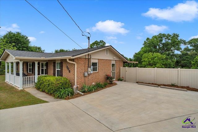 308 Fleming Drive, Bonaire, GA 31005