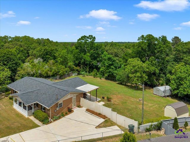 308 Fleming Drive, Bonaire, GA 31005