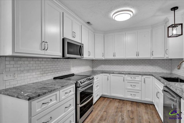 308 Fleming Drive, Bonaire, GA 31005
