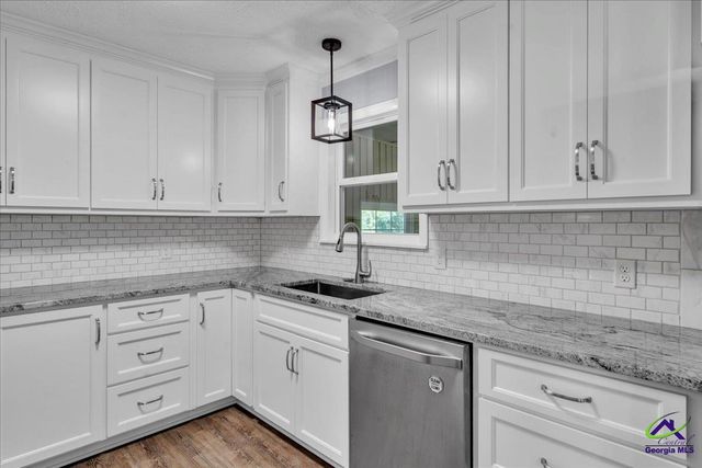 308 Fleming Drive, Bonaire, GA 31005