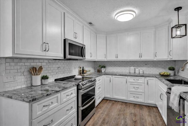 308 Fleming Drive, Bonaire, GA 31005
