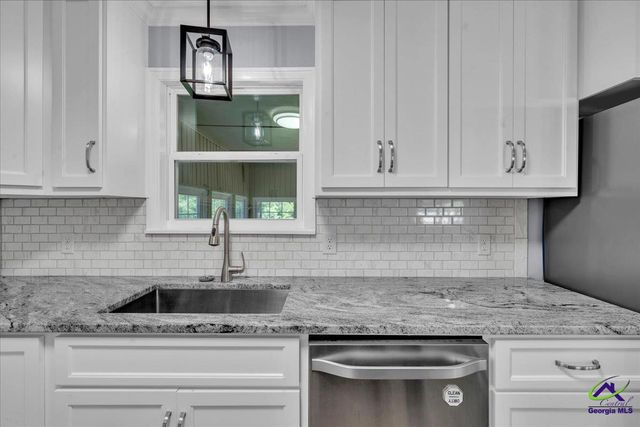 308 Fleming Drive, Bonaire, GA 31005