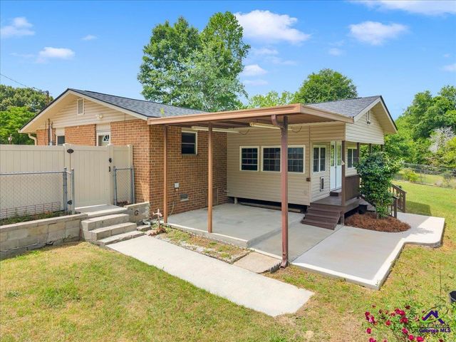 308 Fleming Drive, Bonaire, GA 31005