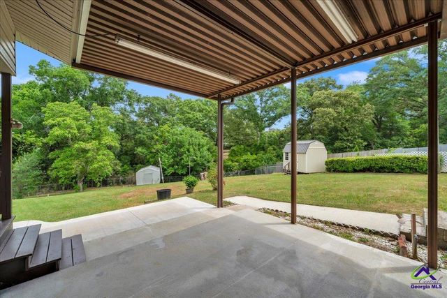 308 Fleming Drive, Bonaire, GA 31005
