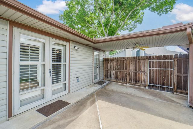 807 Green Belt Drive, Sugar Land, TX 77498