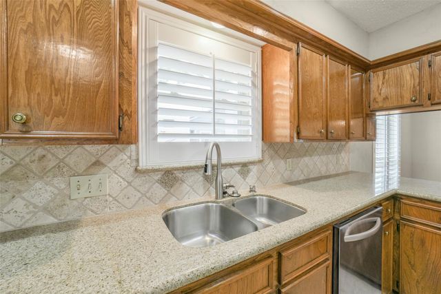807 Green Belt Drive, Sugar Land, TX 77498
