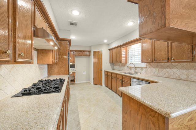 807 Green Belt Drive, Sugar Land, TX 77498