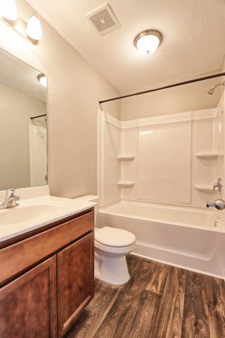 2313 Bee Hive Dr, Columbia, TN 38401