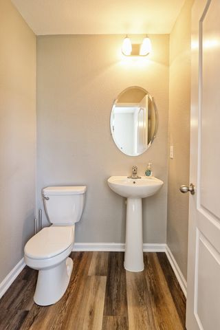 2313 Bee Hive Dr, Columbia, TN 38401