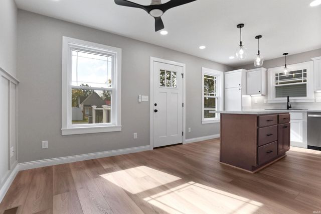 637 Jackson Avenue, Evansville, IN 47713