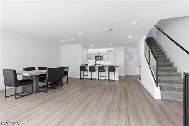 250 Tower Street, Las Vegas, NV 89101