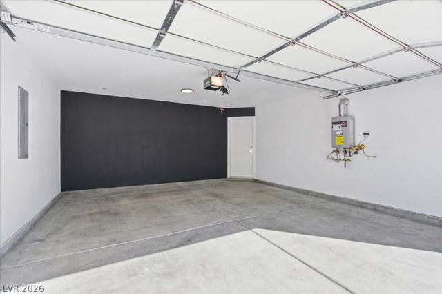 250 Tower Street, Las Vegas, NV 89101