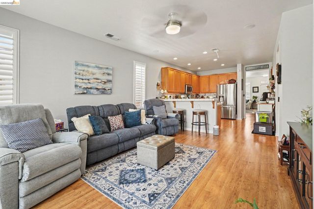 311 Upton Pyne Dr, Brentwood, CA 94513